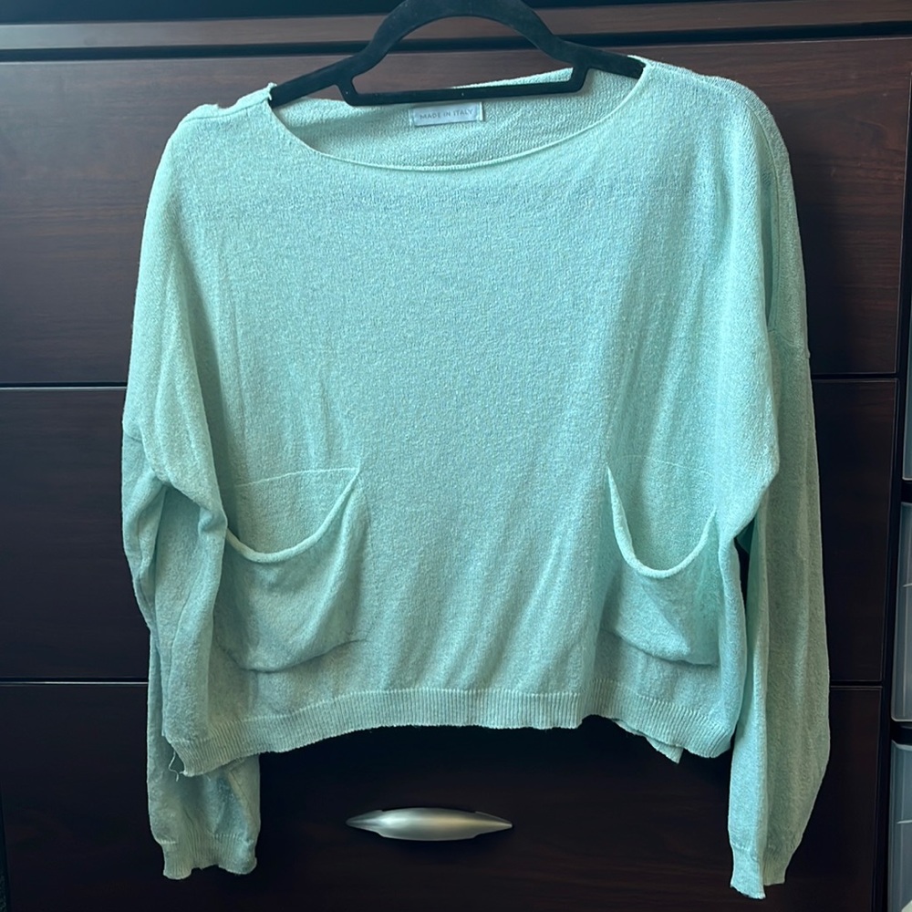 Light green sweatshirt